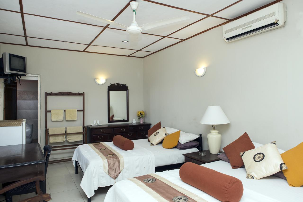 Ranveli Beach Resort Dehiwala-Mount Lavinia Kültér fotó