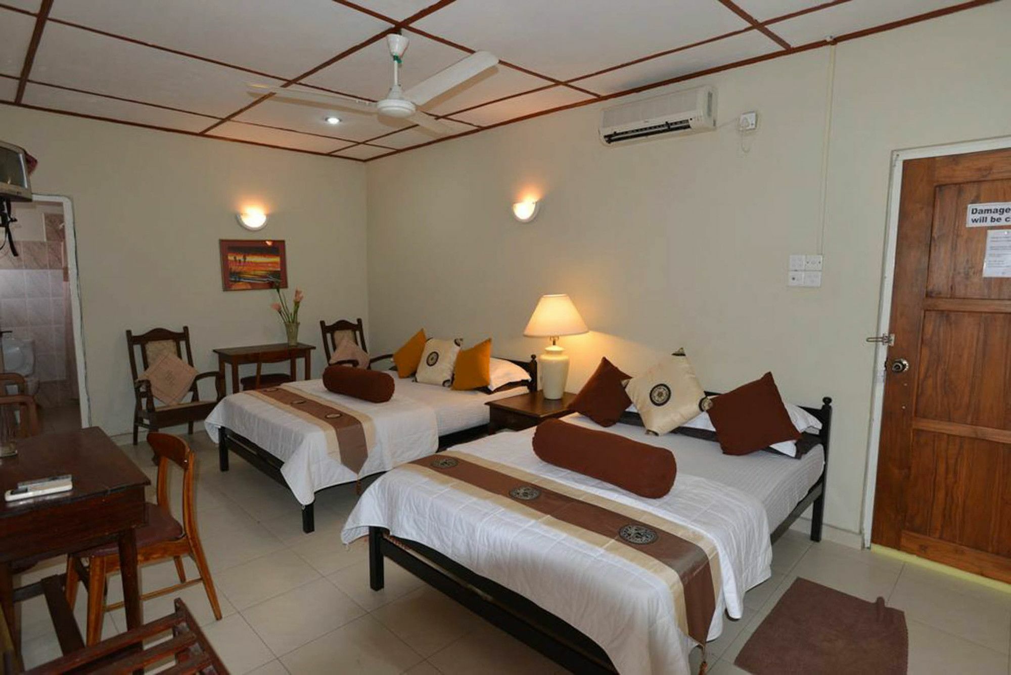 Ranveli Beach Resort Dehiwala-Mount Lavinia Kültér fotó